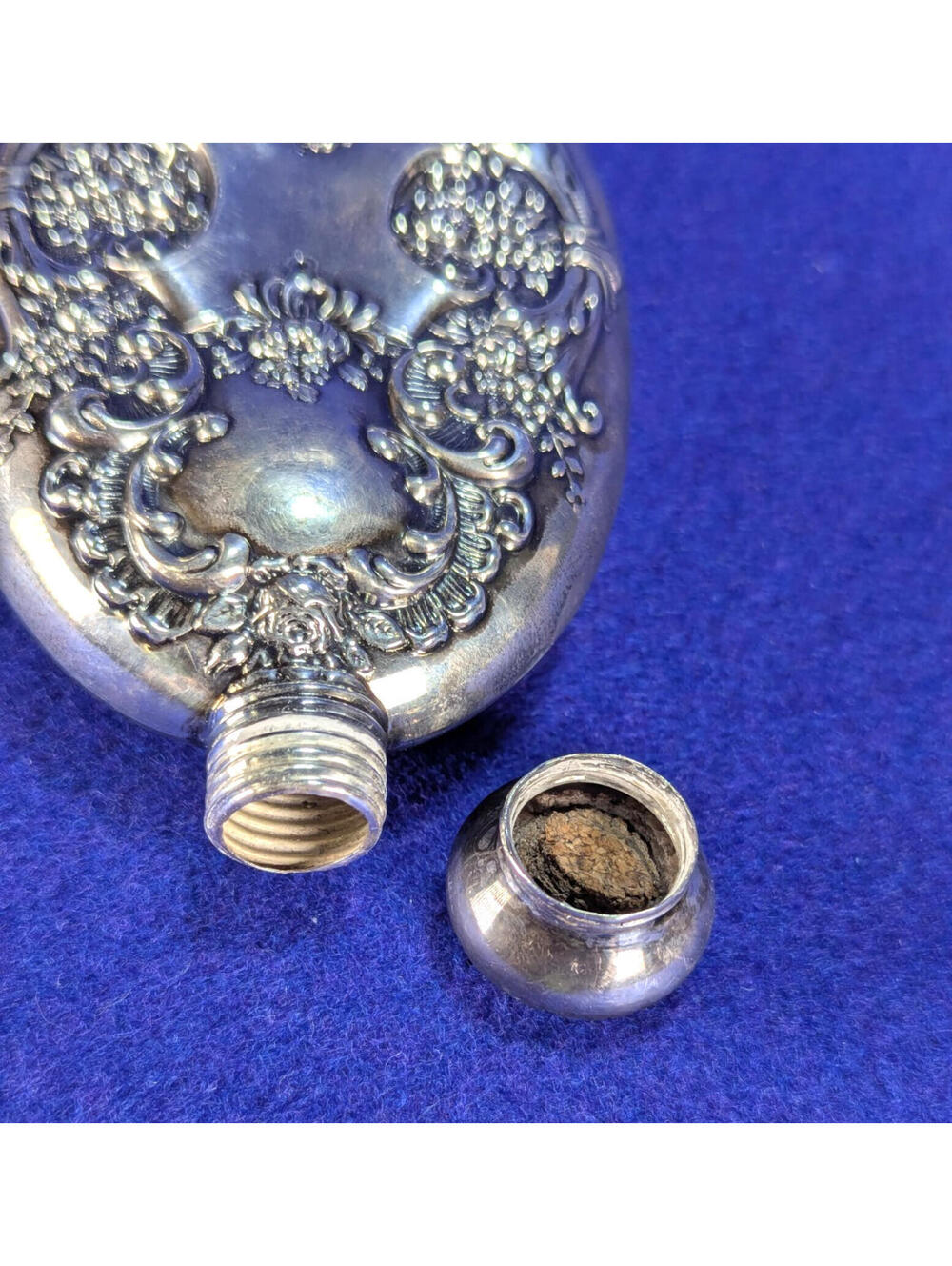 Antique Sterling Silver Repousse Perfume Scent Flask Floral Victorian Revival - Picture 6 of 11